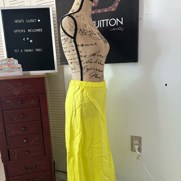 🆕DKNY Yellow Linen Fringe-Trim Midi Skirt - Picture 12 of 15